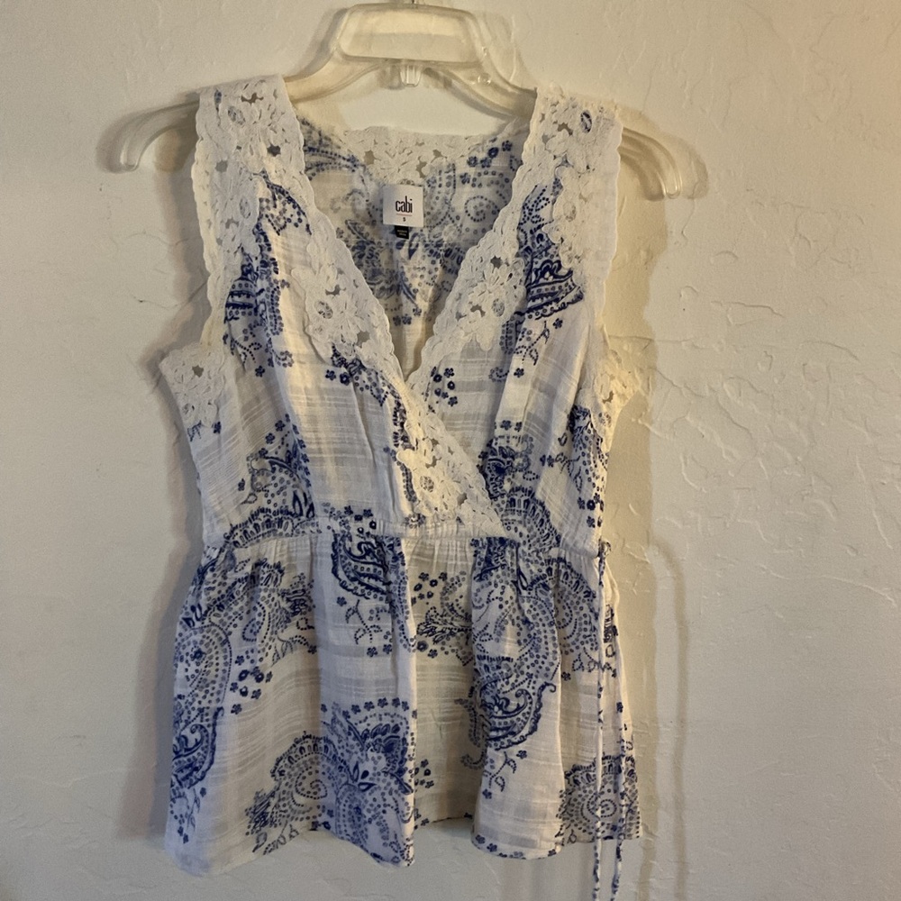 CAbi White and Blue Lace-Trim Paisley Sleeveless Peplum Camisole